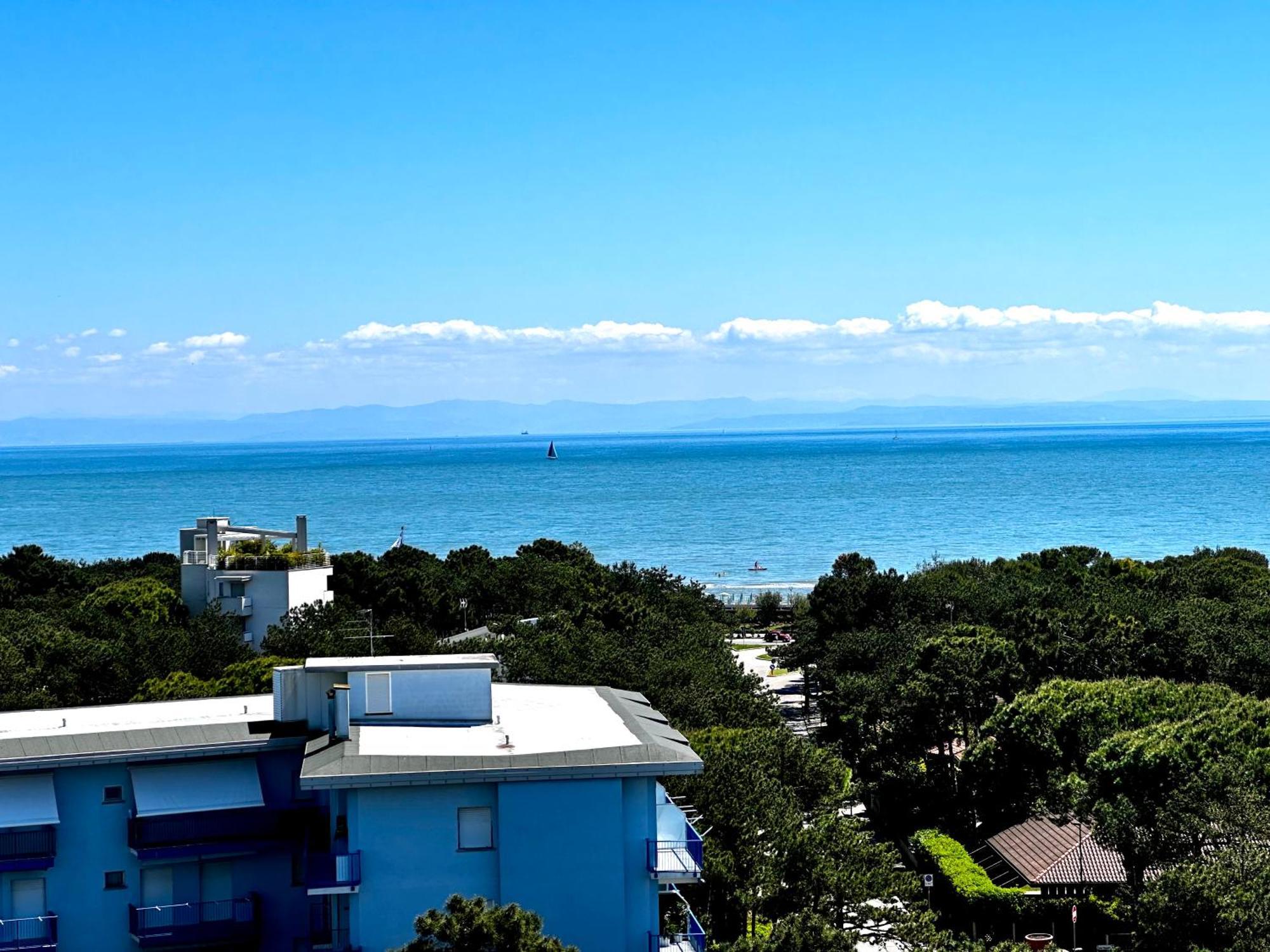 Penthouse Bellavista Apartment Lignano Sabbiadoro Exterior photo